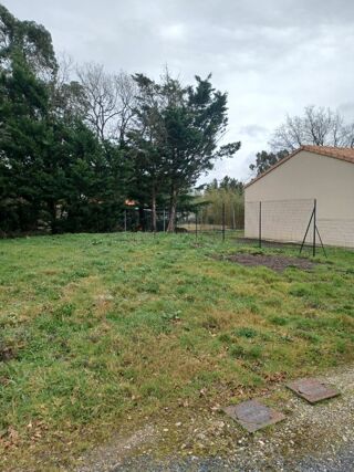  Terrain 427 m� Challans