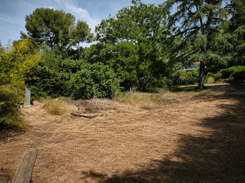 vente Terrain - 653 m² Toulon (83000)