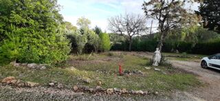  Terrain 467 m� Le thoronet
