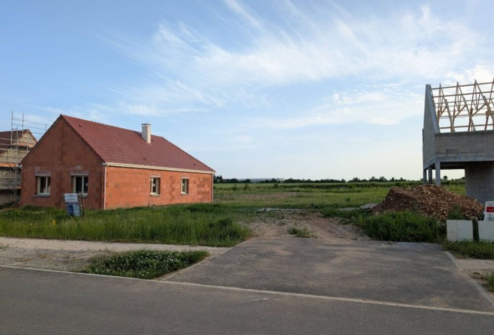 MAISON À CONSTRUIRE DE 104 M² IDÉALEMENT SITUÉE À PIERRE....