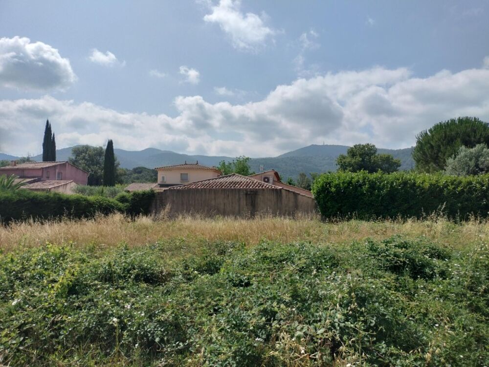 vente Terrain - 816 m² Gonfaron (83590)
