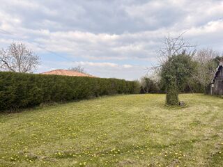  Terrain à vendre 710 m²