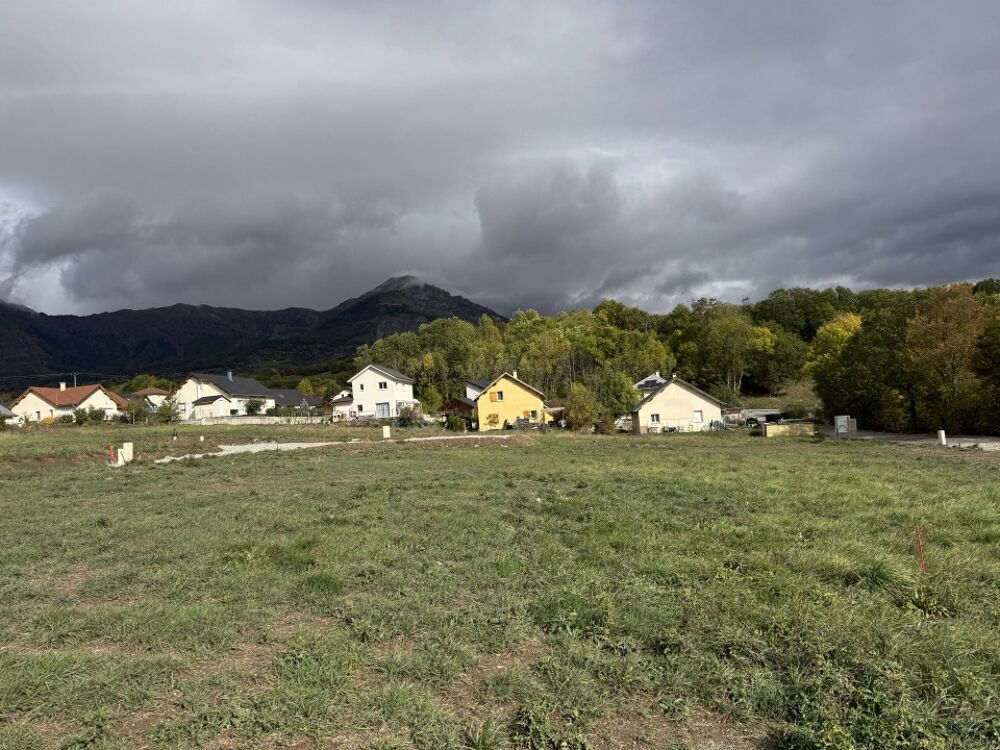 vente Terrain - 558 m² Saint-Bonnet-en-Champsaur (05500)