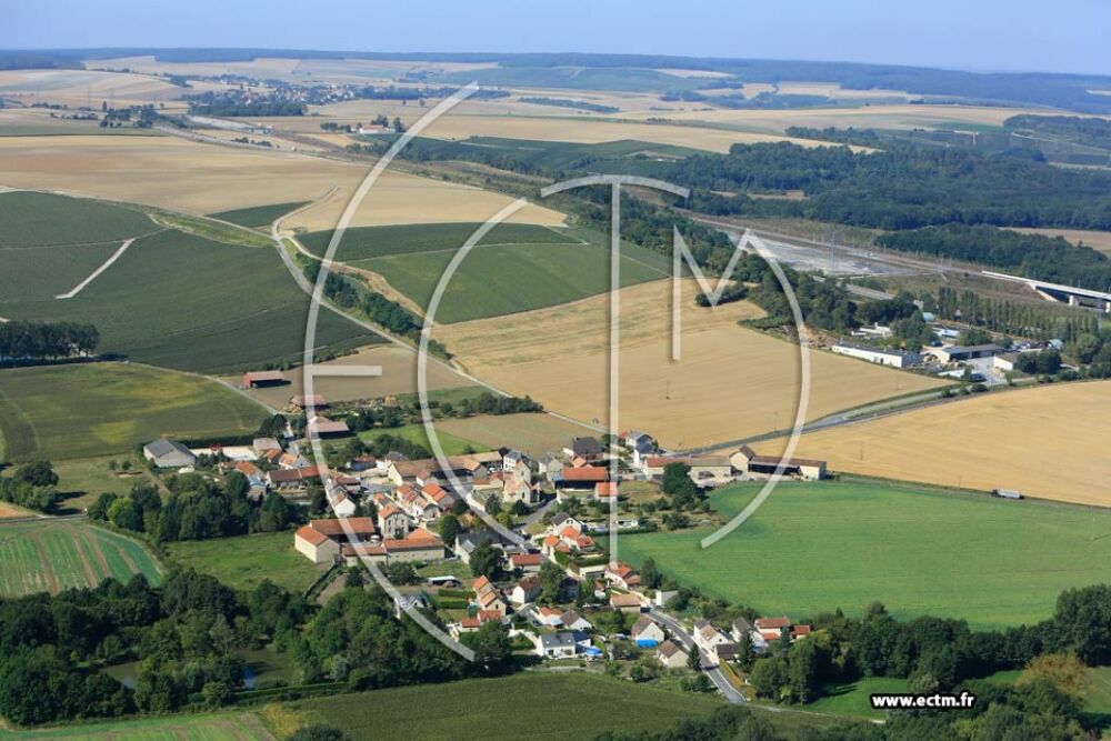 vente Terrain - 700 m² Poilly (51170)