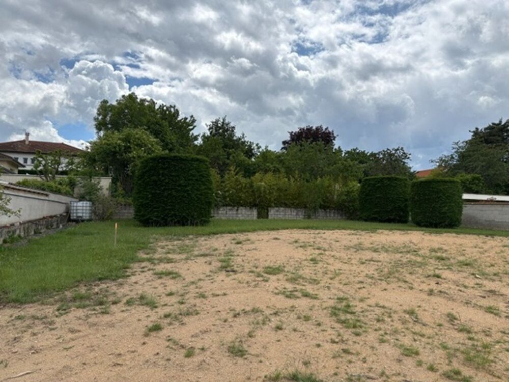 vente Terrain - 460 m² Saint-Marcellin-en-Forez (42680)