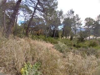  Terrain à vendre 680 m²