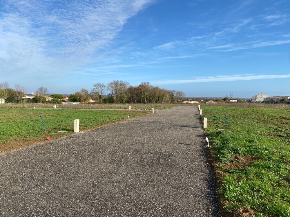 vente Terrain - 350 m² Surgères (17700)