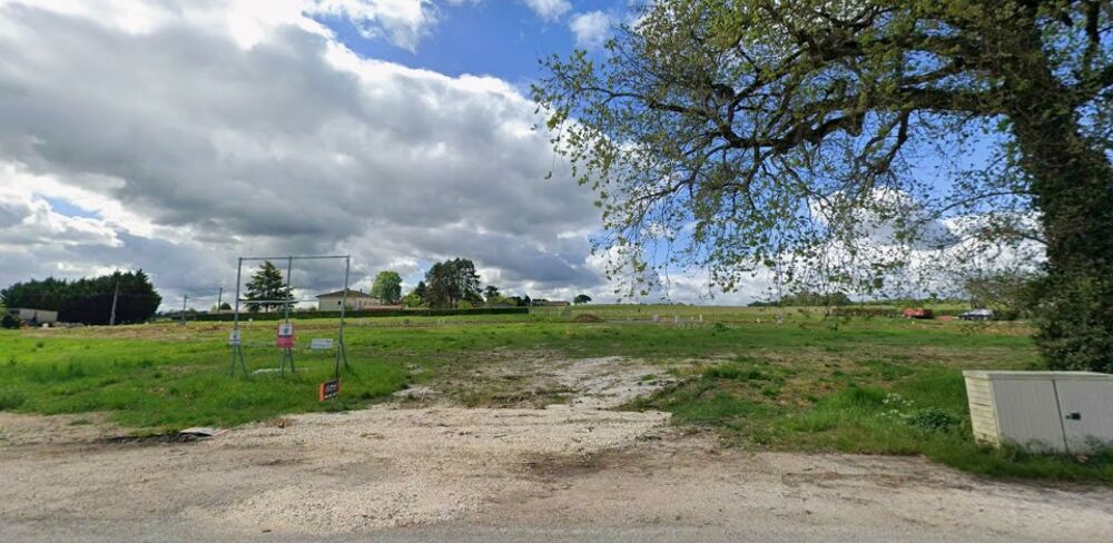 vente Terrain - 2357 m² Saint-Quentin-de-Baron (33750)