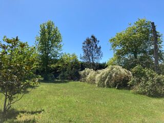  Terrain  vendre 700 m