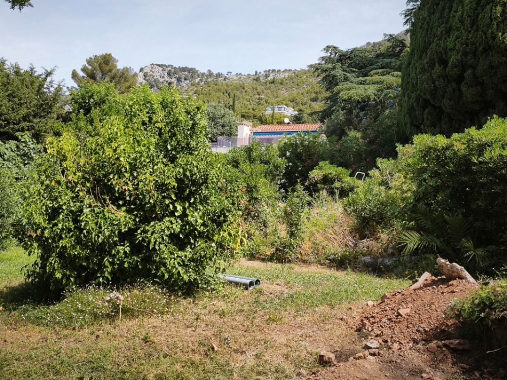vente Terrain - 653 m² Toulon (83000)