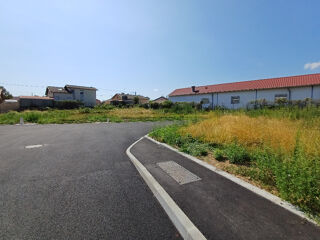  Maison 4 pi�ces 90 m� Saint-jean-du-falga