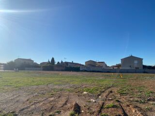  Terrain  vendre 300 m