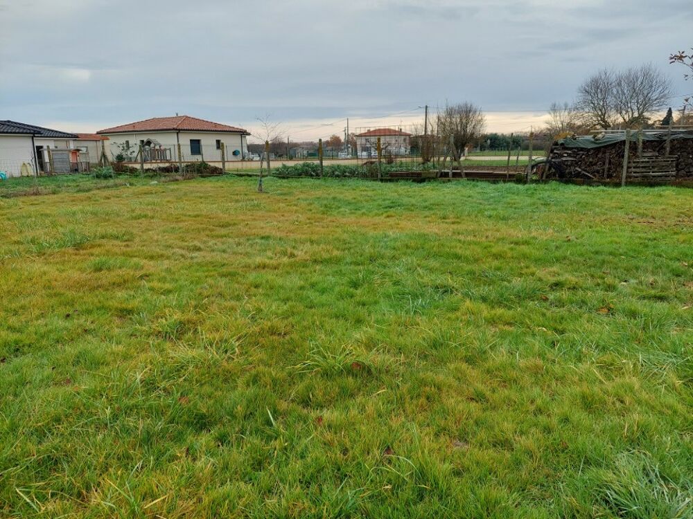 "Votre agence Maisons France Confort d'Aucamville vous p....