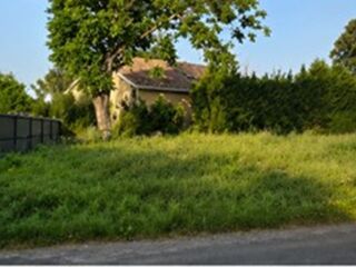  Terrain à vendre 587 m²