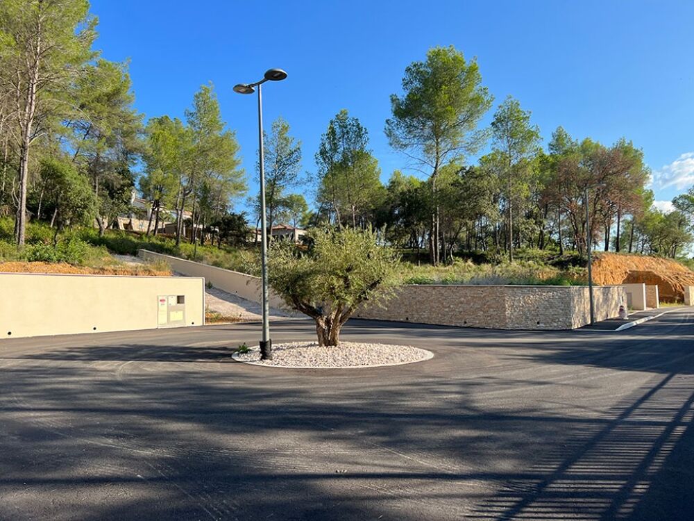 Maison PAULINE de 140 m² proposée ici sur 700 m² de terr....
