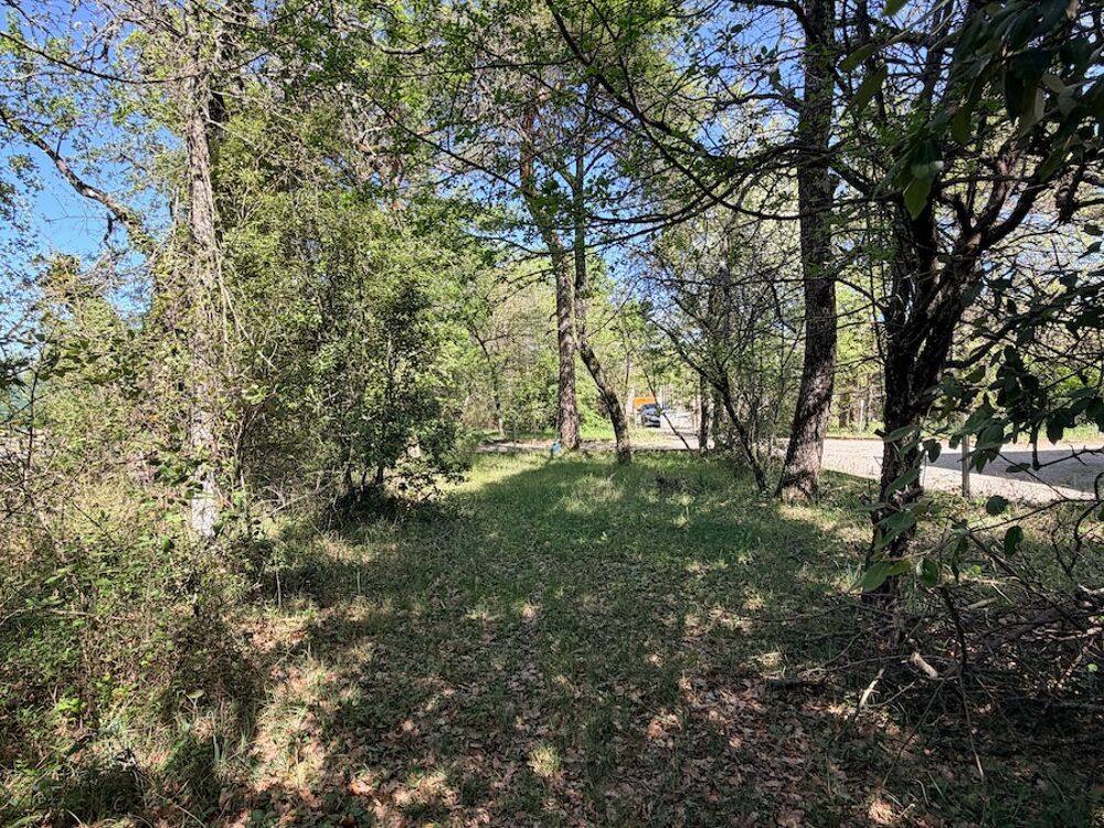 vente Terrain - 881 m² Plan-d'Aups-Sainte-Baume (83640)