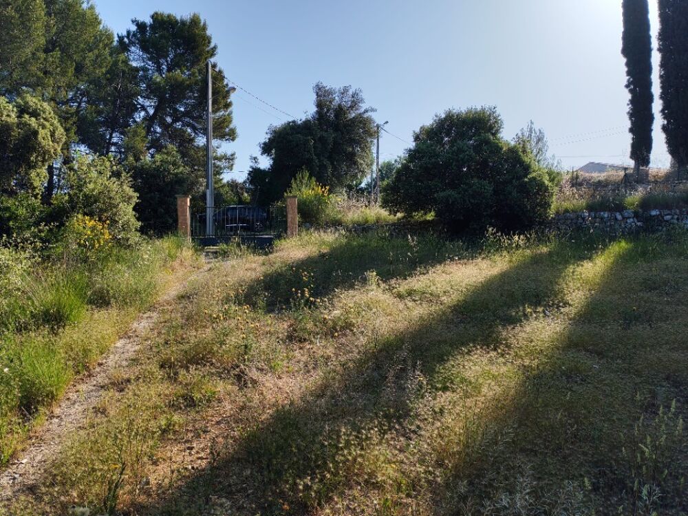 vente Terrain - 677 m² Lorgues (83510)