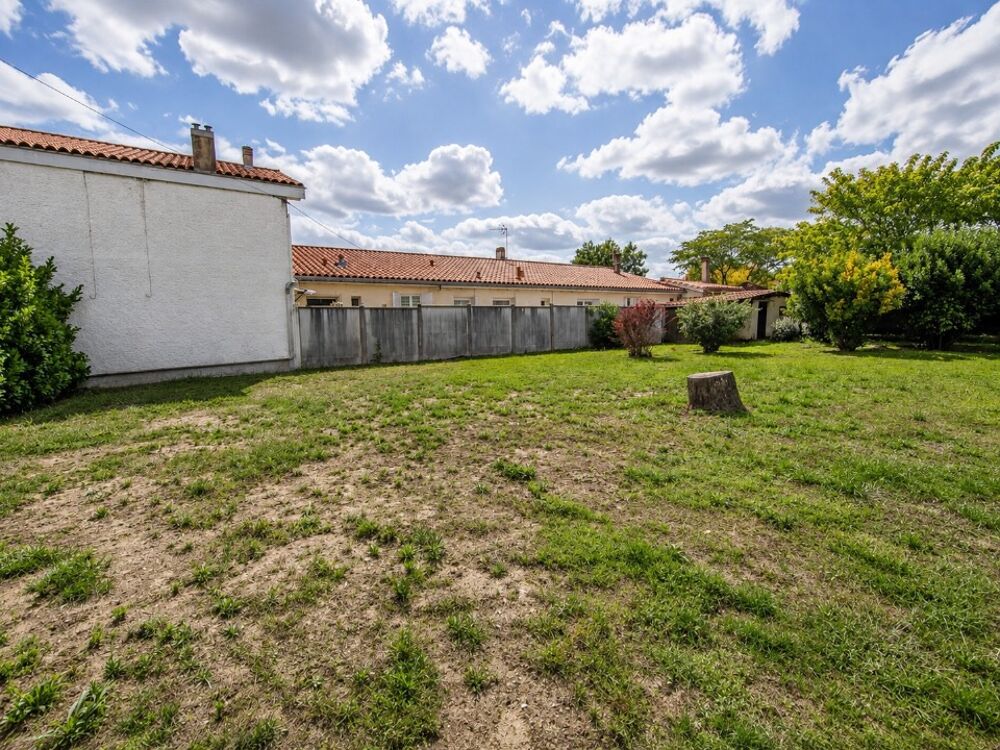 vente Terrain - 450 m² Saint-Médard-en-Jalles (33160)