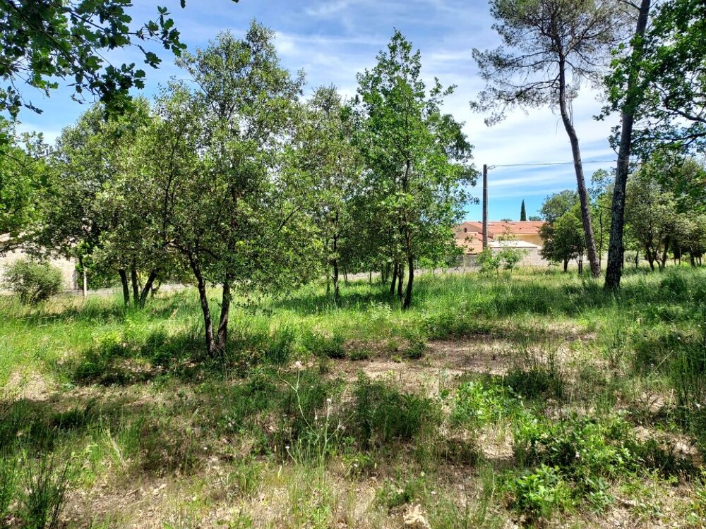 vente Terrain - 847 m² Garéoult (83136)