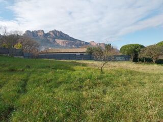  Terrain à vendre 887 m²