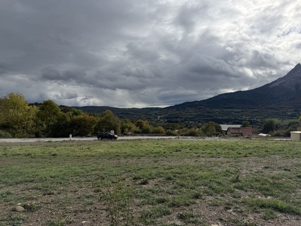 vente Terrain - 558 m² Saint-Bonnet-en-Champsaur (05500)