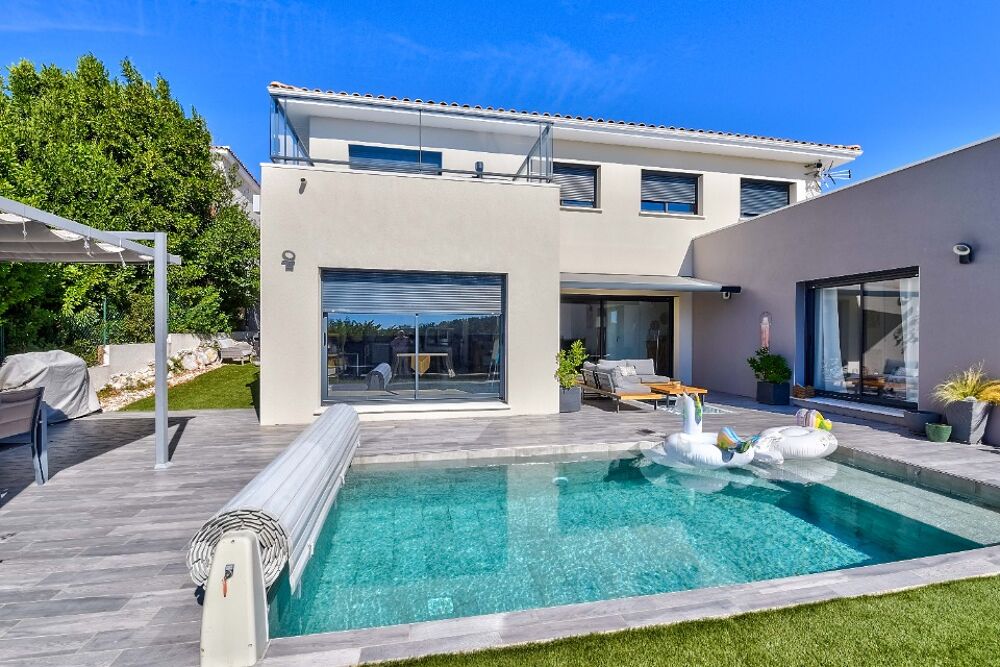 MAISON À CONSTRUIRE DE 170 M² AVEC 6 PIÈCES DANS UN EMPL....
