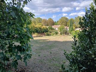  Terrain à vendre 702 m²
