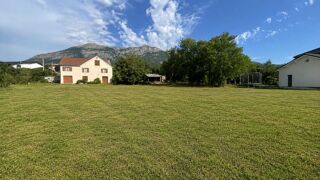  Terrain à vendre 696 m²