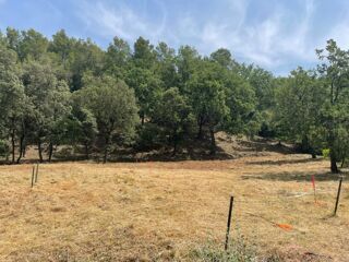  Terrain 930 m� Taradeau