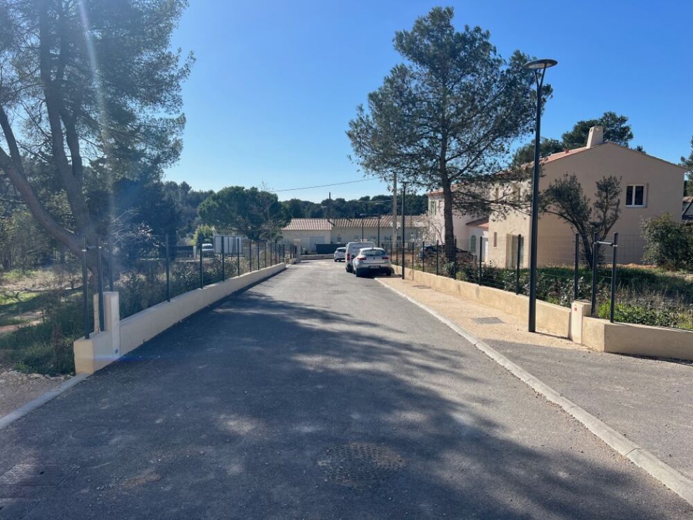 vente Terrain - 326 m² Lambesc (13410)