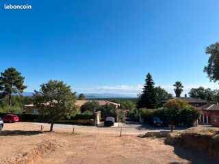  Terrain 652 m� Les mayons