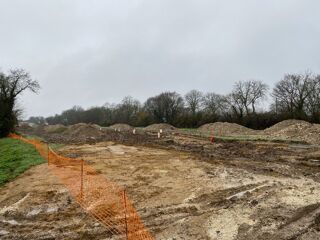  Terrain 329 m� Surg�res