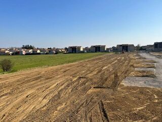  Terrain 214 m� Montanay