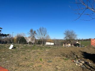  Terrain 681 m� Saussens