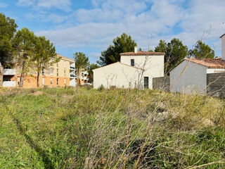  Terrain 196 m� Cuers