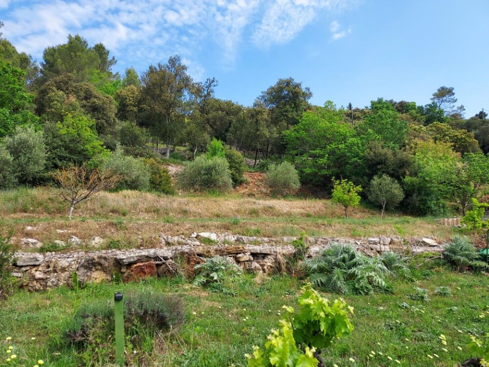 vente Terrain - 1280 m² Flassans-sur-Issole (83340)