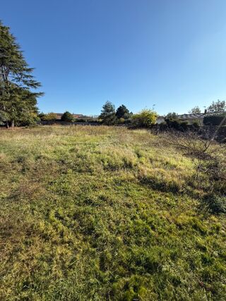  Terrain à vendre 1051 m²