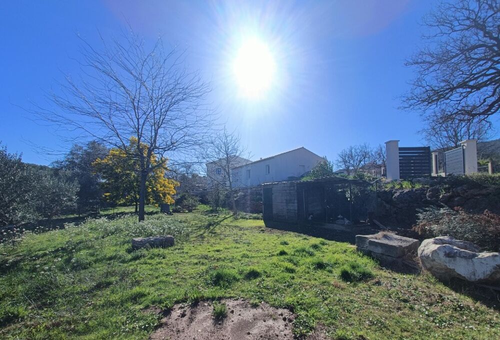 vente Terrain - 728 m² Le Thoronet (83340)