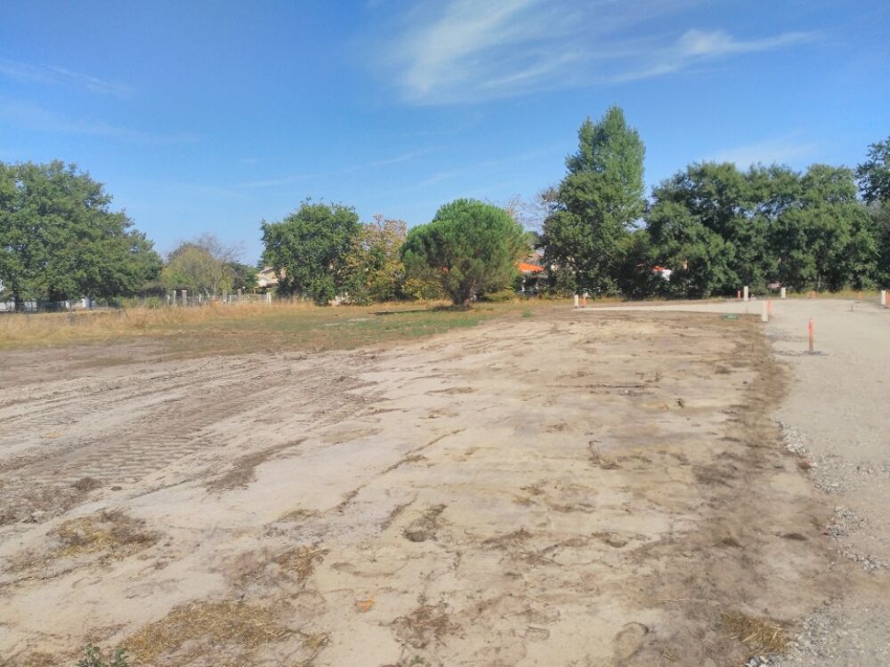 MAISON À CONSTRUIRE DE 85 M² PROCHE DE MÉRIGNAC AVEC 3 P....