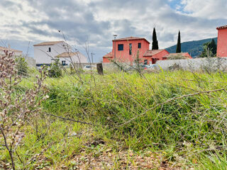  Terrain 196 m� Cuers