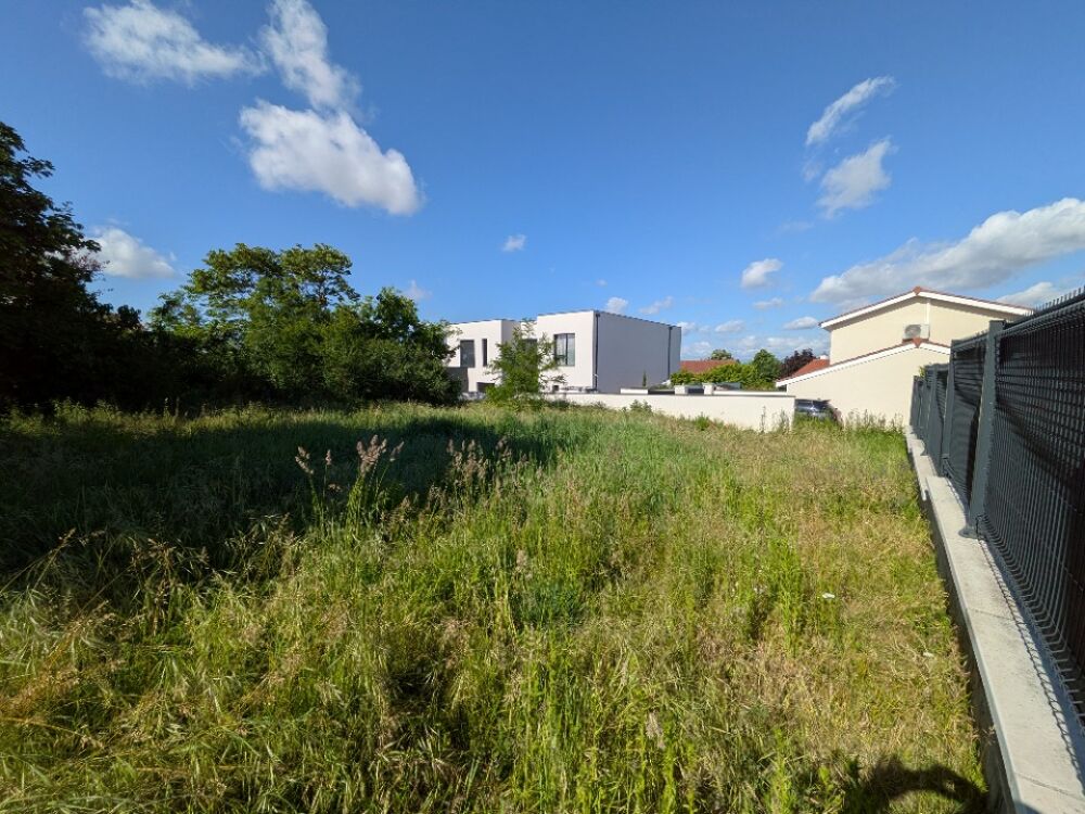 vente Terrain - 500 m² Décines-Charpieu (69150)