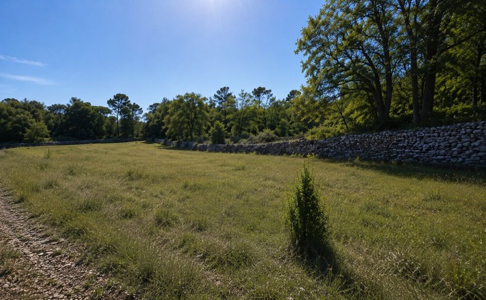 vente Terrain - 2050 m² Saint-Maximin-la-Sainte-Baume (83470)