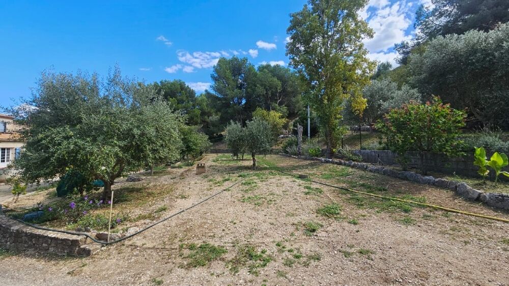 Châteauneuf-les-Martigues : maison de 5 pièces (100 m²) ....