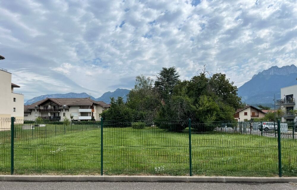 vente Terrain - 1000 m² Saint-Jorioz (74410)