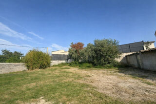  Terrain à vendre 605 m²