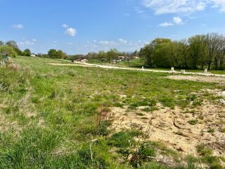  Terrain 360 m² Marboz