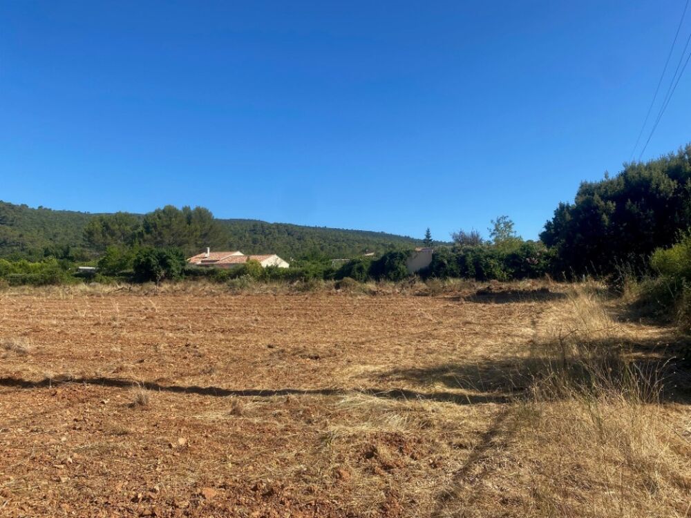 vente Terrain - 1654 m² Garéoult (83136)