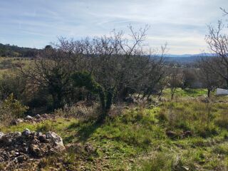  Terrain à vendre 692 m²