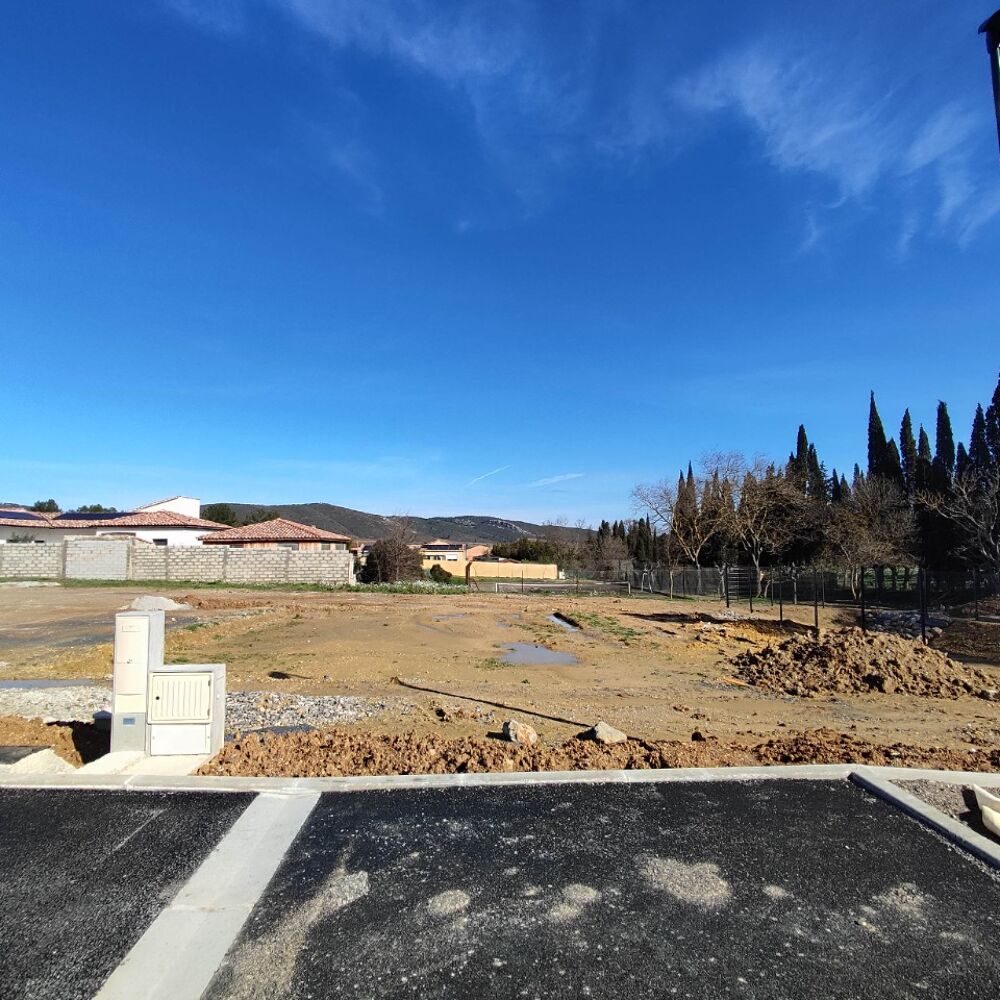 vente Terrain - 700 m² Thézan-des-Corbières (11200)
