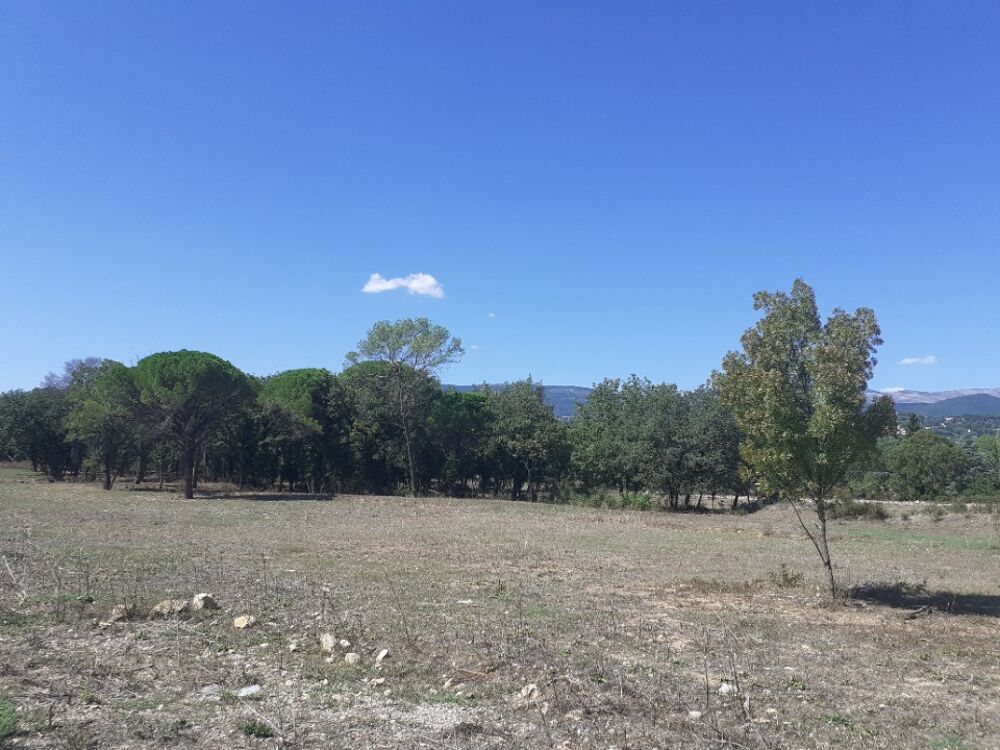 vente Terrain - 1685 m² Tourrettes (83440)